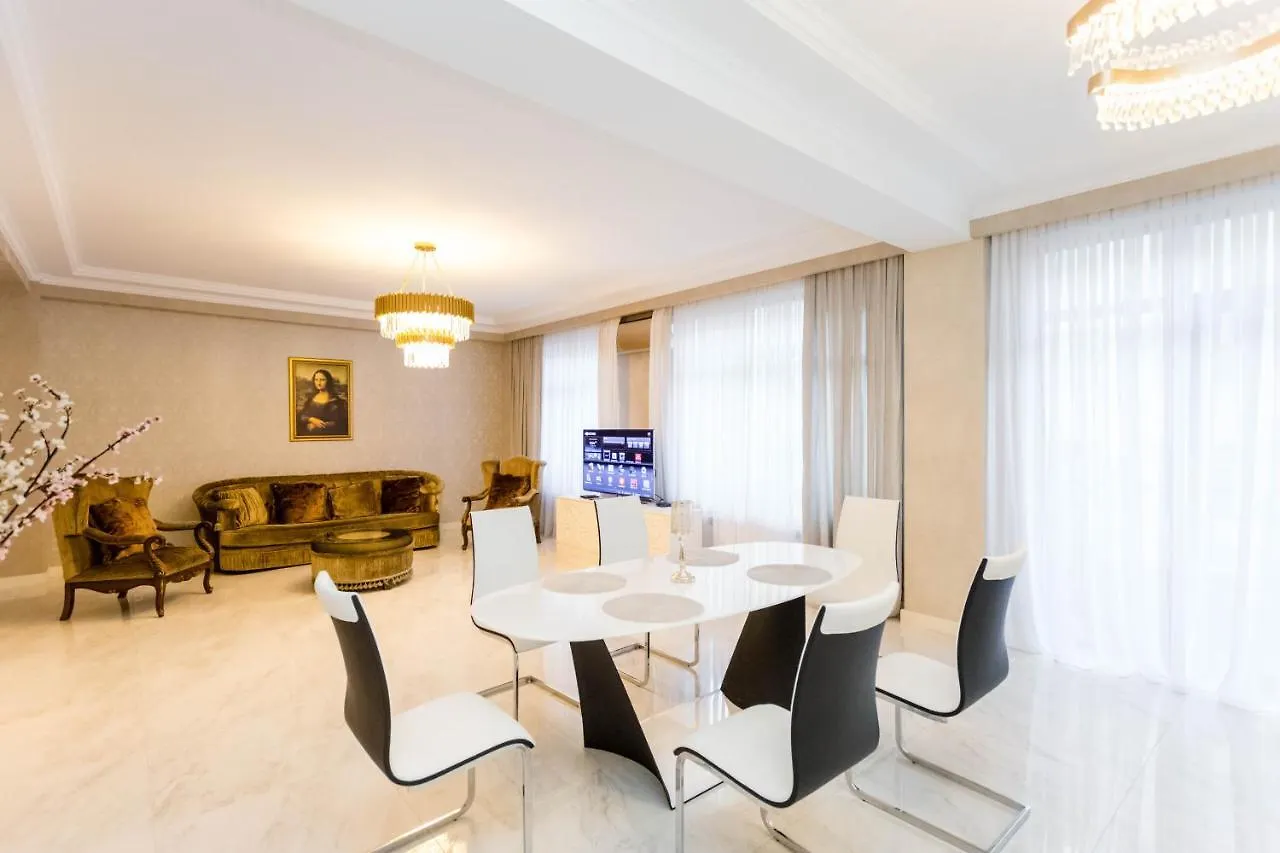 The Grand Apartment Tbilisi 0*,  Gruzja